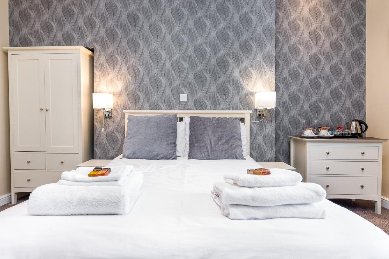 Riviera Guesthouse Γουίτμπι Εξωτερικό φωτογραφία