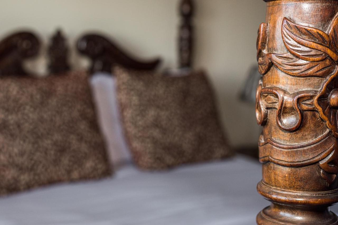 Riviera Guesthouse Γουίτμπι Εξωτερικό φωτογραφία