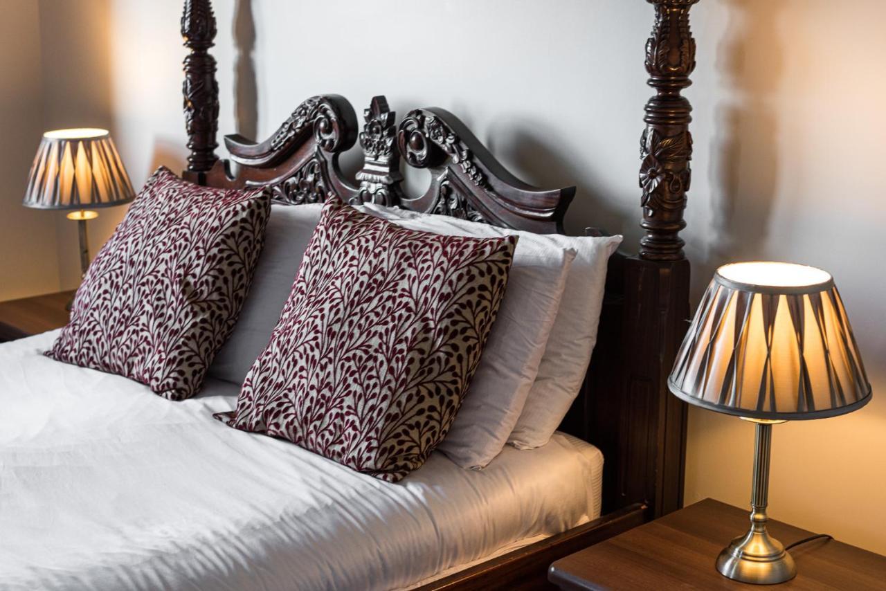 Riviera Guesthouse Γουίτμπι Εξωτερικό φωτογραφία