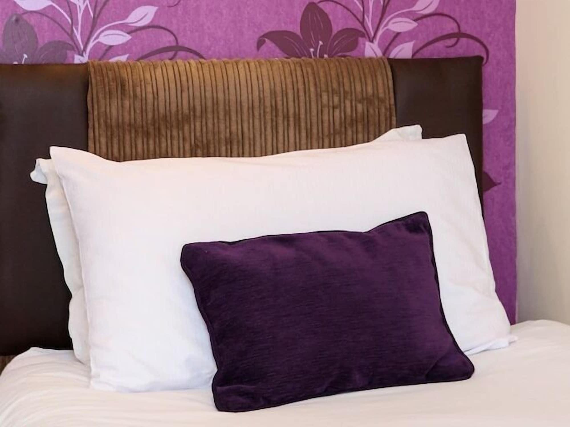 Riviera Guesthouse Γουίτμπι Εξωτερικό φωτογραφία